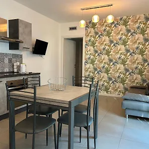 https://vivaldi-home-immobili-e-soluzioni-rent.it-lombardy.com